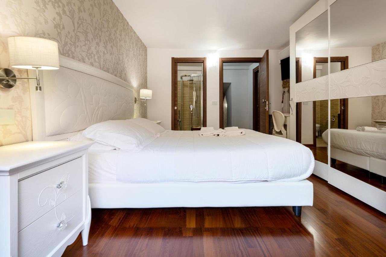 Porta Nazionale Dependance Bed & Breakfast Noto Exterior photo